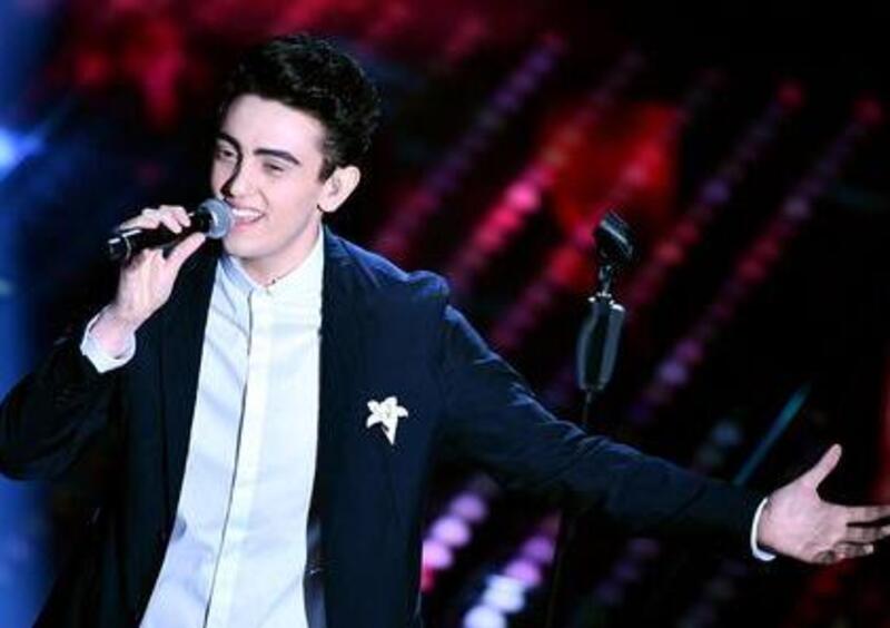 Incidente Michele Bravi, il cantante patteggia un anno e mezzo