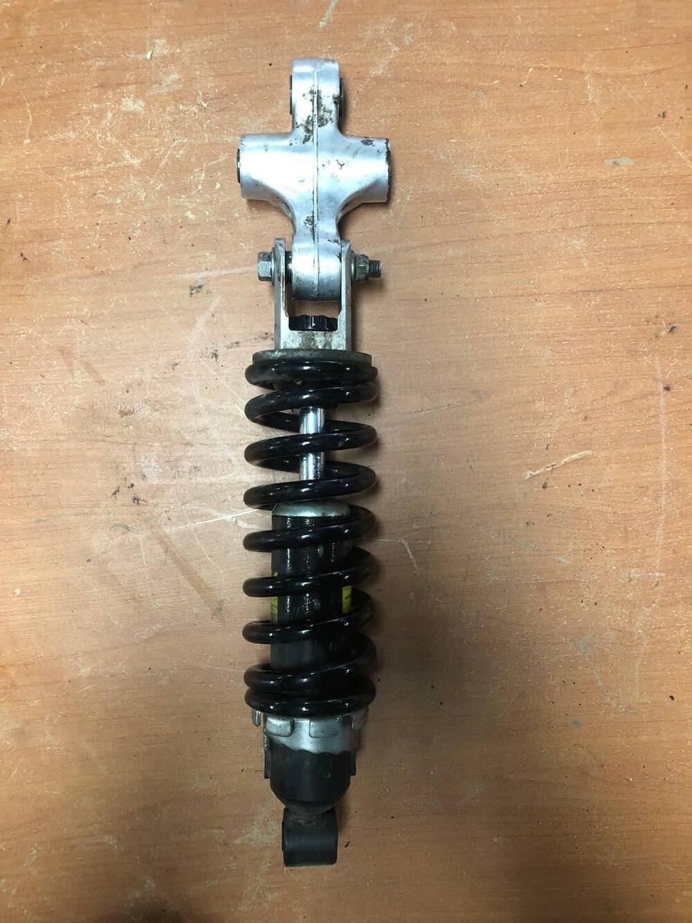 Ammortizzatore posteriore per Suzuki RF 600 R (3)