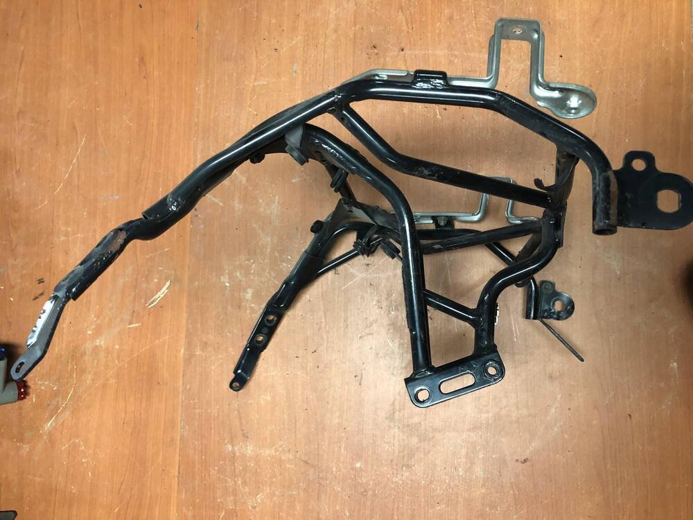 Telaietto anteriore Suzuki RF 600 R (3)