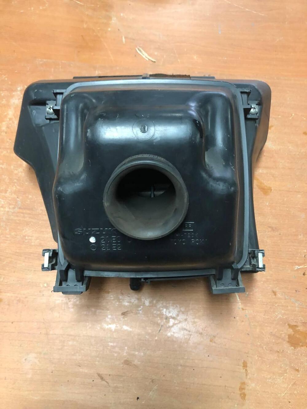 Scatola filtro airbox Suzuki RF 600 R (2)