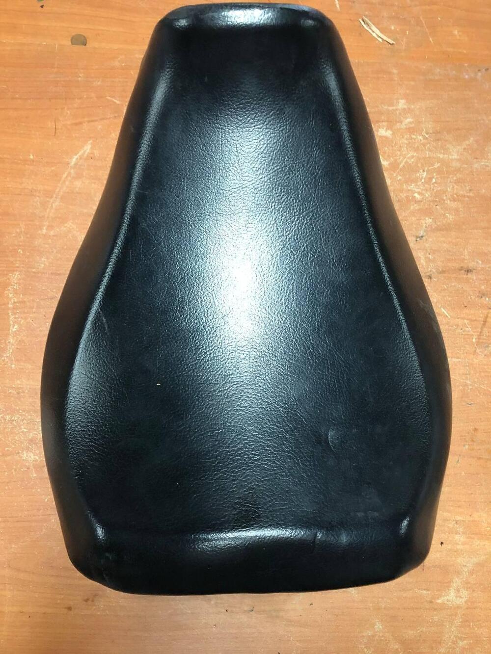 Coppia selle Suzuki RF 600 R (2)