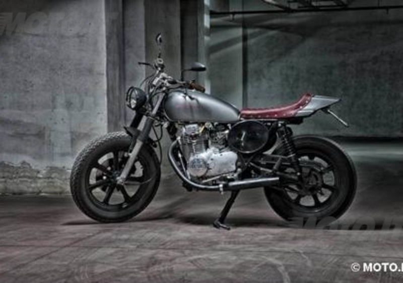 Le strane di Moto.it: Yamaha XS400 Flat Jap