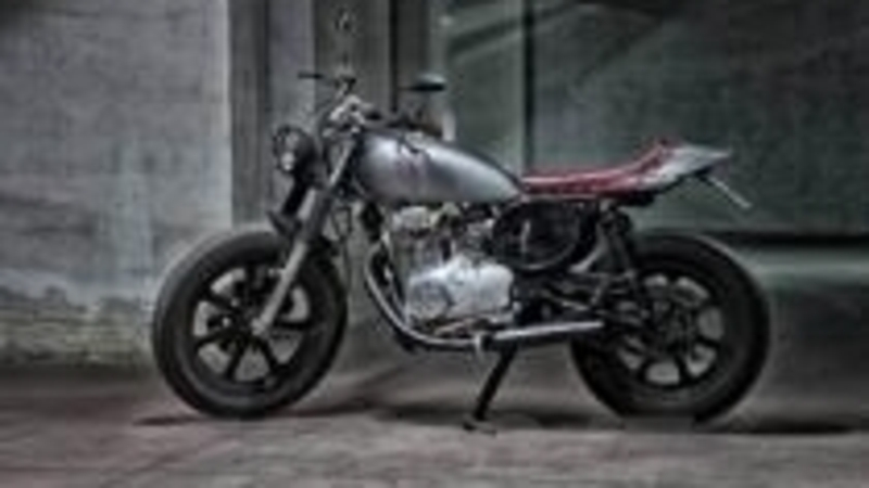 Le strane di Moto.it: Yamaha XS400 Flat Jap