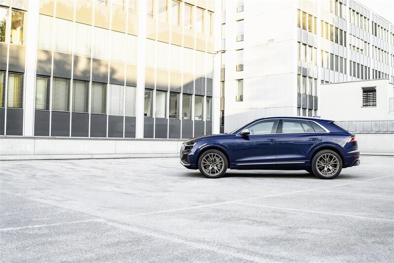 Motore benzina V8 biturbo per l&#039;Audi SQ8