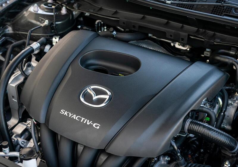 Mazda Mazda2 (2014-->>) (43)