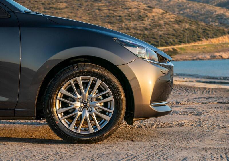 Mazda Mazda2 (2014-->>) (44)
