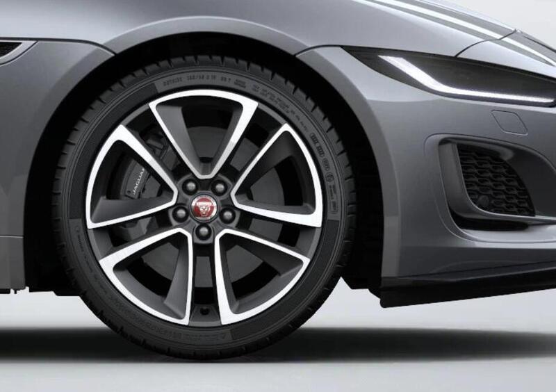 Jaguar F-Type Coupé (2014-25) (16)