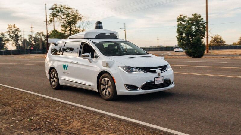 Guida autonoma, FCA e Waymo rafforzano l&#039;alleanza