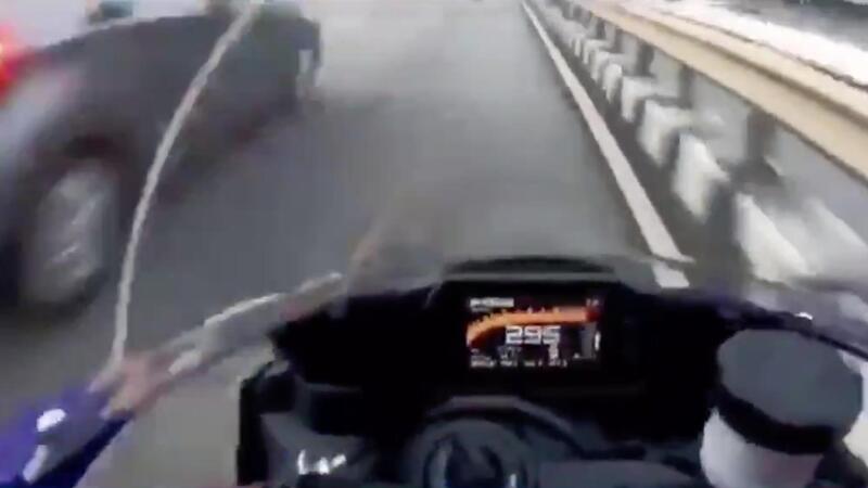 In moto a 300 km/h in tangenziale. Arrestato [VIDEO VIRALE] 