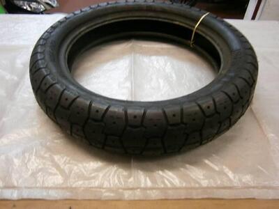 COPERTONE PHANTOM 120/80/16 Pirelli