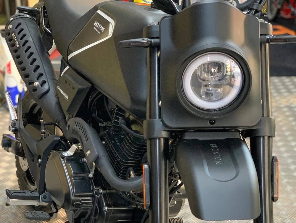 Brixton Motorcycles Crossfire 125 XS (2020) (3)