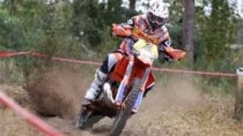 Meo e Nambotin campioni del Mondo Enduro con Metzeler