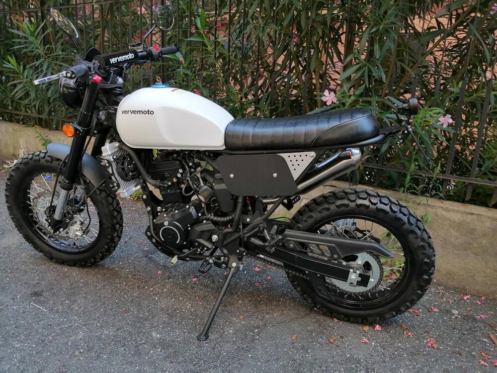 Vervemoto Tracker 250i (2019 - 24) (5)