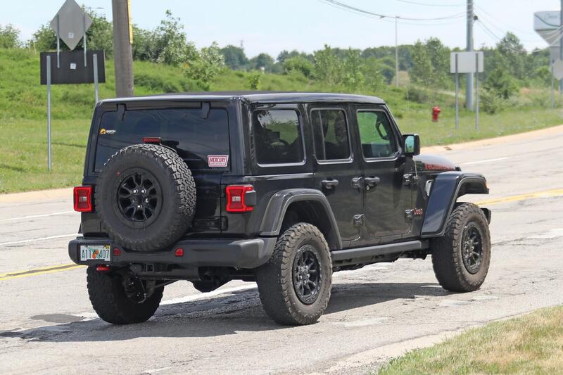 Il posteriore del futuro Jeep Wrangler 392