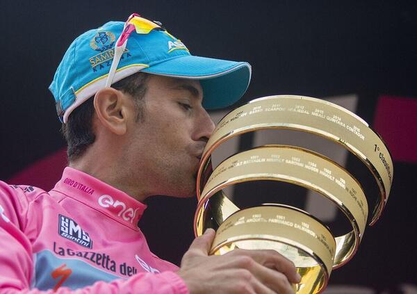 Vincenzo Nibali: &quot;Voglio fare come Valentino Rossi e dovrebbero farlo tutti gli sportivi&quot;