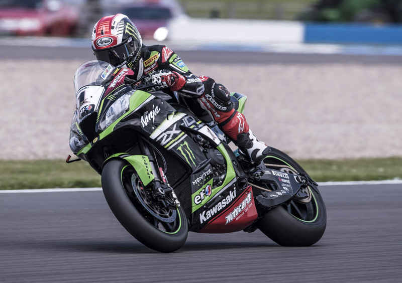 SBK 2016. Sykes ancora primo nelle cronometrate di Donington