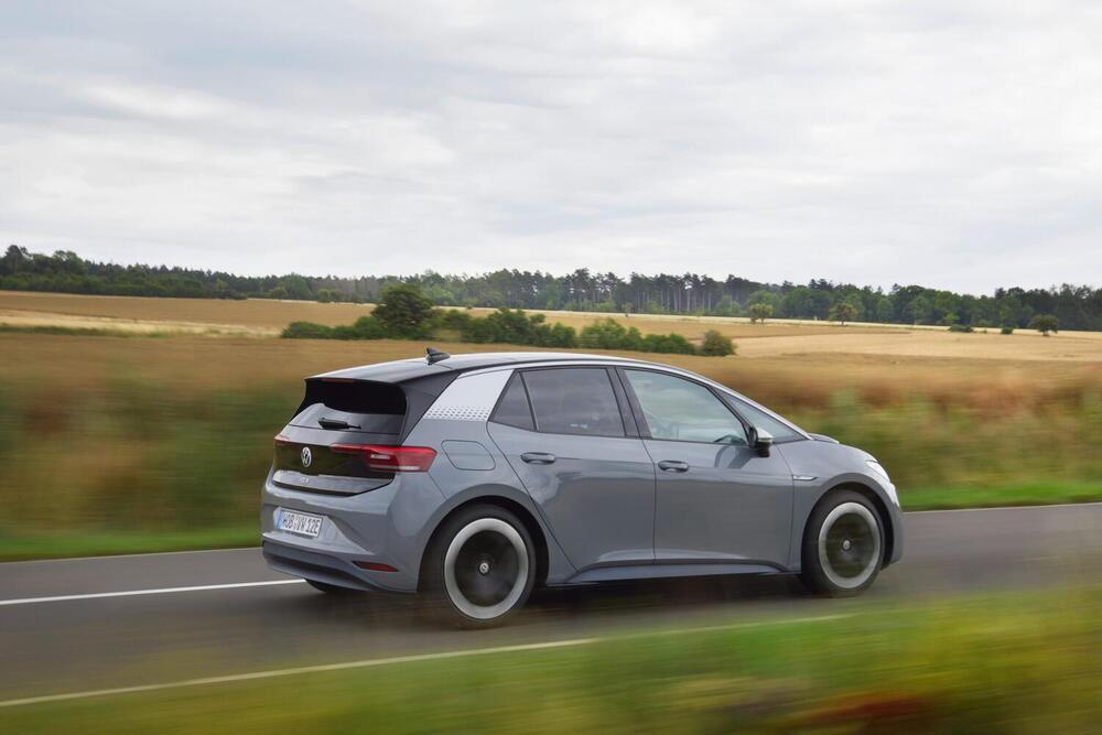 La nuovissima VW ID.3 che inaugura il filone delle elettriche VW, Seat, Skoda, Audi e non solo: la abbiamo provata in anteprima