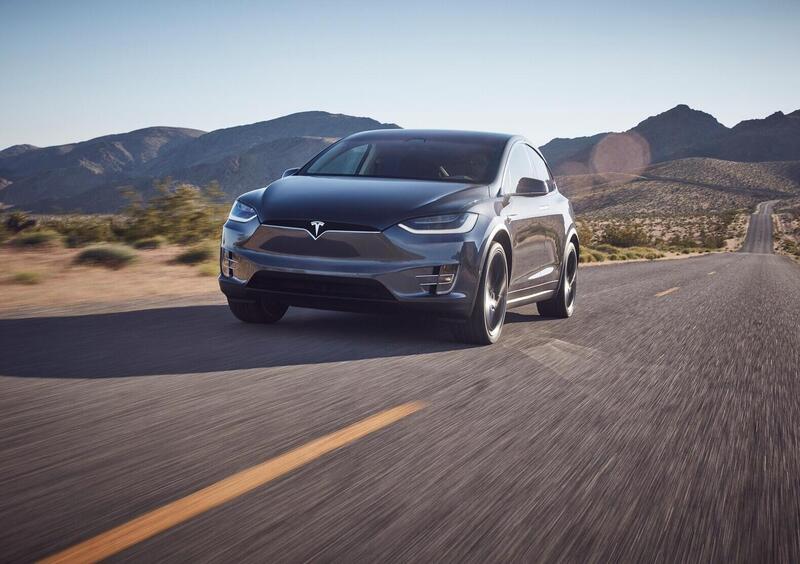 Tesla Model X (27)