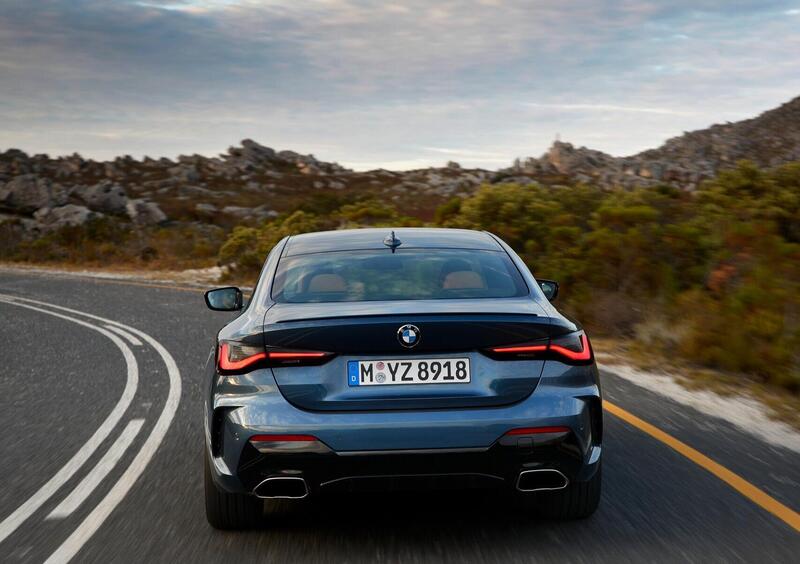 BMW Serie 4 Coupé (2020-->>) (24)