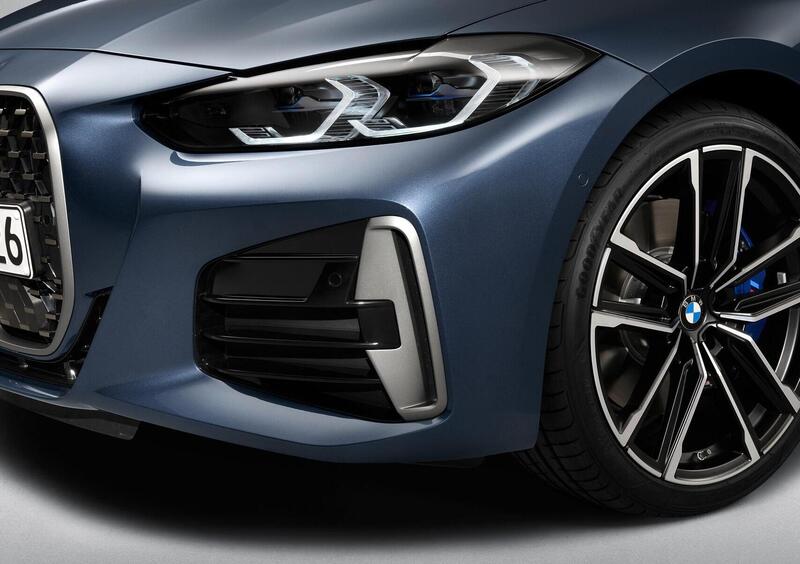 BMW Serie 4 Coupé (2020-->>) (43)