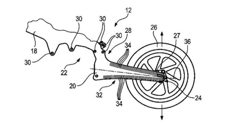 BMW brevetta il telaio in carbonio con il forcellone flessibile