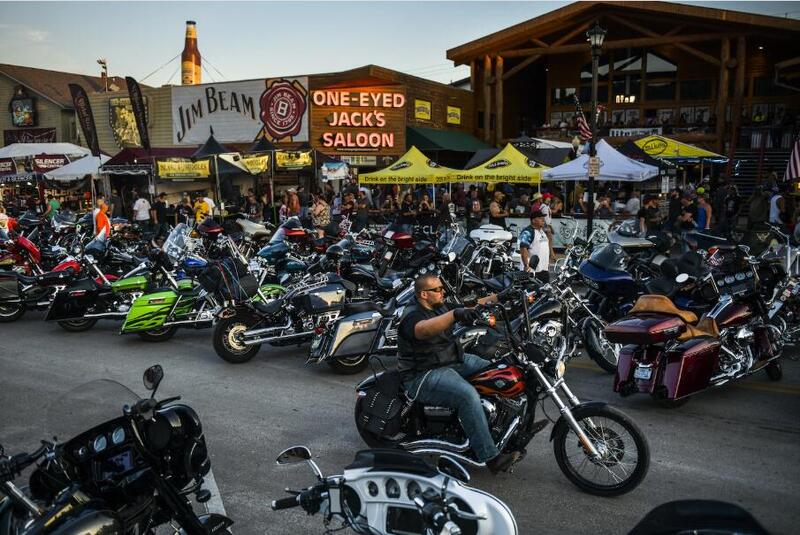 Mascherina obbligatoria dopo l&#039;esperienza del raduno di Sturgis