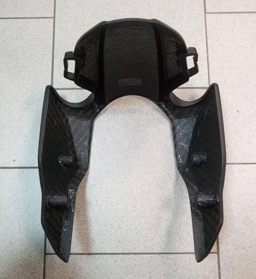 Paraf ant carbonio HYP Ducati (9)