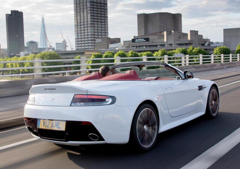 Aston Martin V12 Cabrio (2013-20) (10)