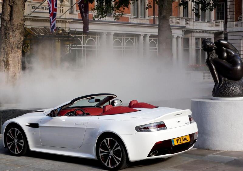 Aston Martin V12 Cabrio (2013-20) (23)