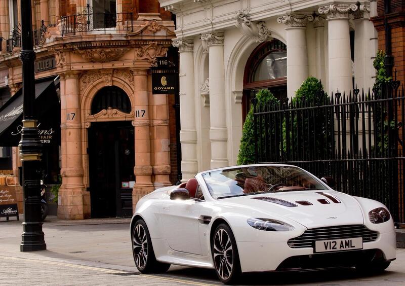 Aston Martin V12 Cabrio (2013-20) (6)