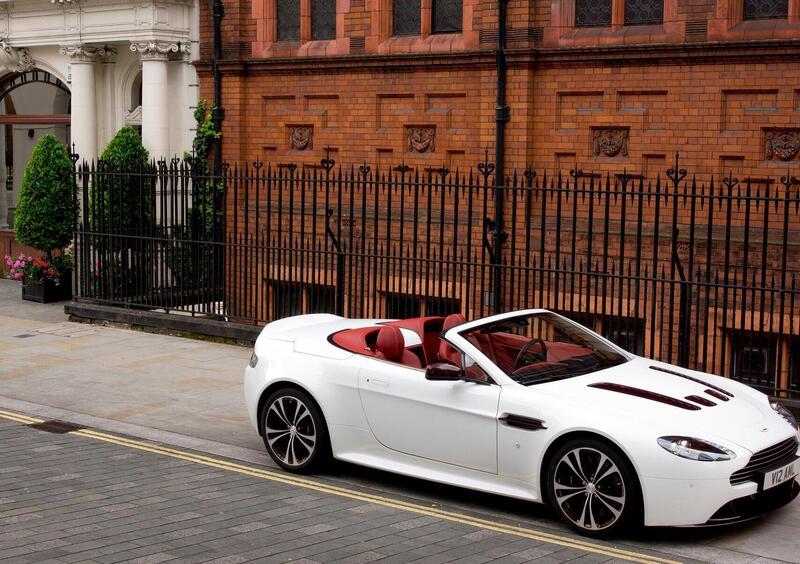 Aston Martin V12 Cabrio (2013-20) (25)