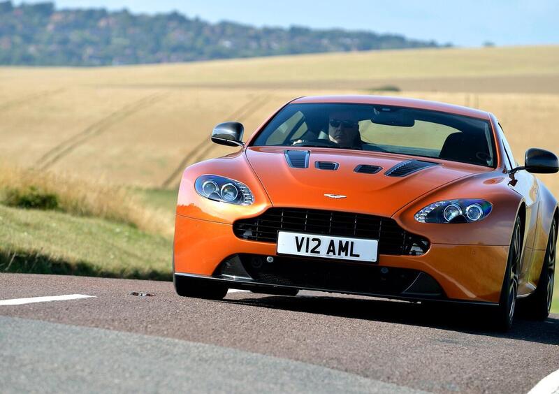 Aston Martin V12 Coupé (2001-20) (3)