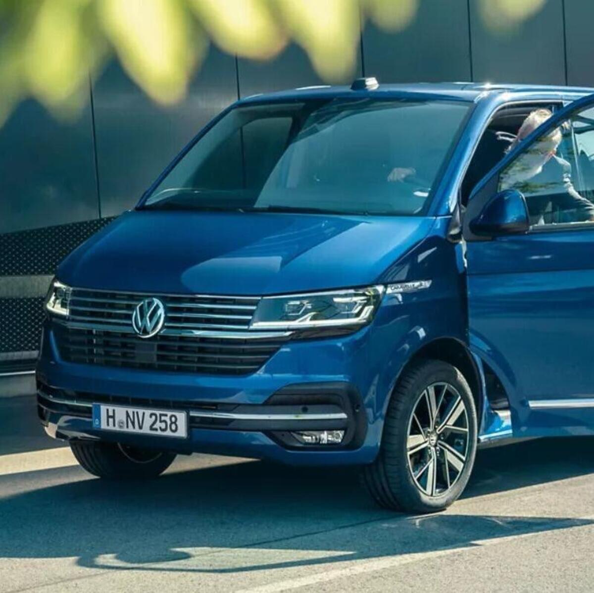 Volkswagen Veicoli Commerciali Caravelle (2015-23)