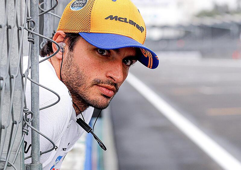 Carlos Sainz ancora entusiasta della Ferrari, anche se &ldquo;le cose  non vanno&rdquo;