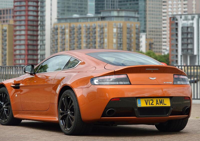 Aston Martin V8 Vantage (2005-20) (4)