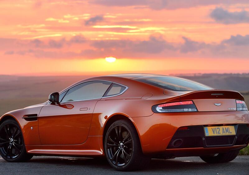 Aston Martin V8 Vantage (2005-20) (6)