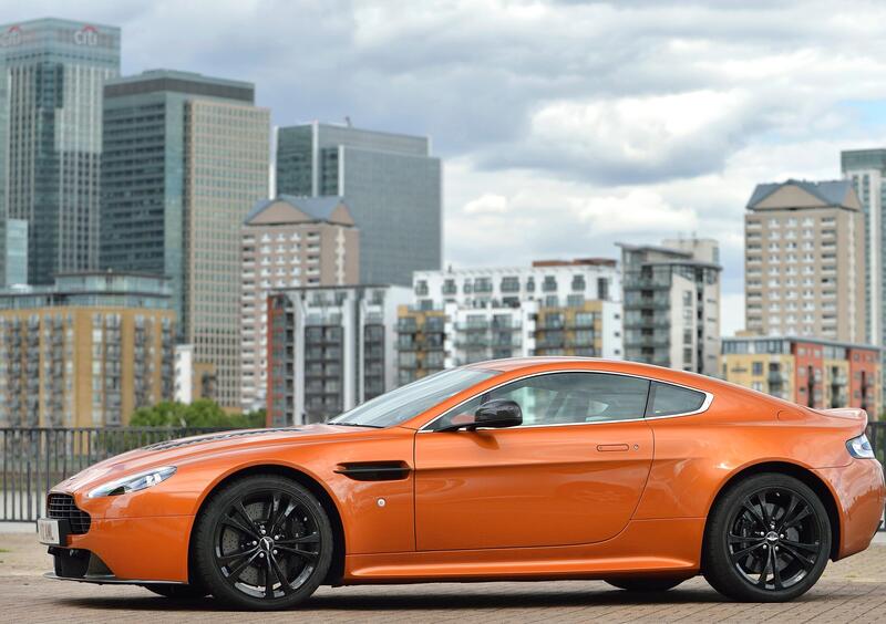 Aston Martin V8 Vantage (2005-20) (2)