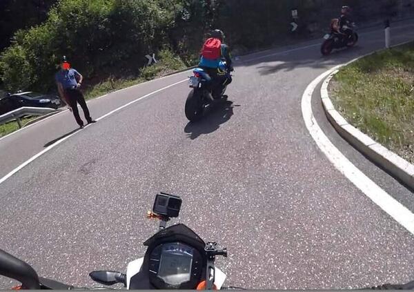 Ok ma cosa sta succedendo in Trentino con i motociclisti? E perch&eacute; sui social non si parla d&rsquo;altro  