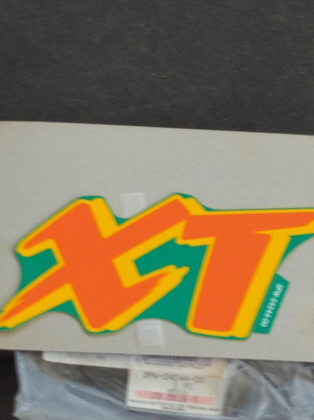 ADESIVO SERBATOIO VERDE YAMAHA XT600 3PW