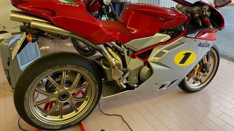 In vendita la MV di Agostini: F4 a &euro;300.000 [FOTOGALLERY]