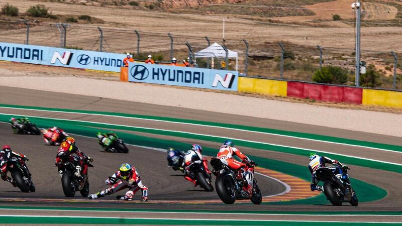 SBK 2020, GP Aragon: Sykes pericoloso e scorretto