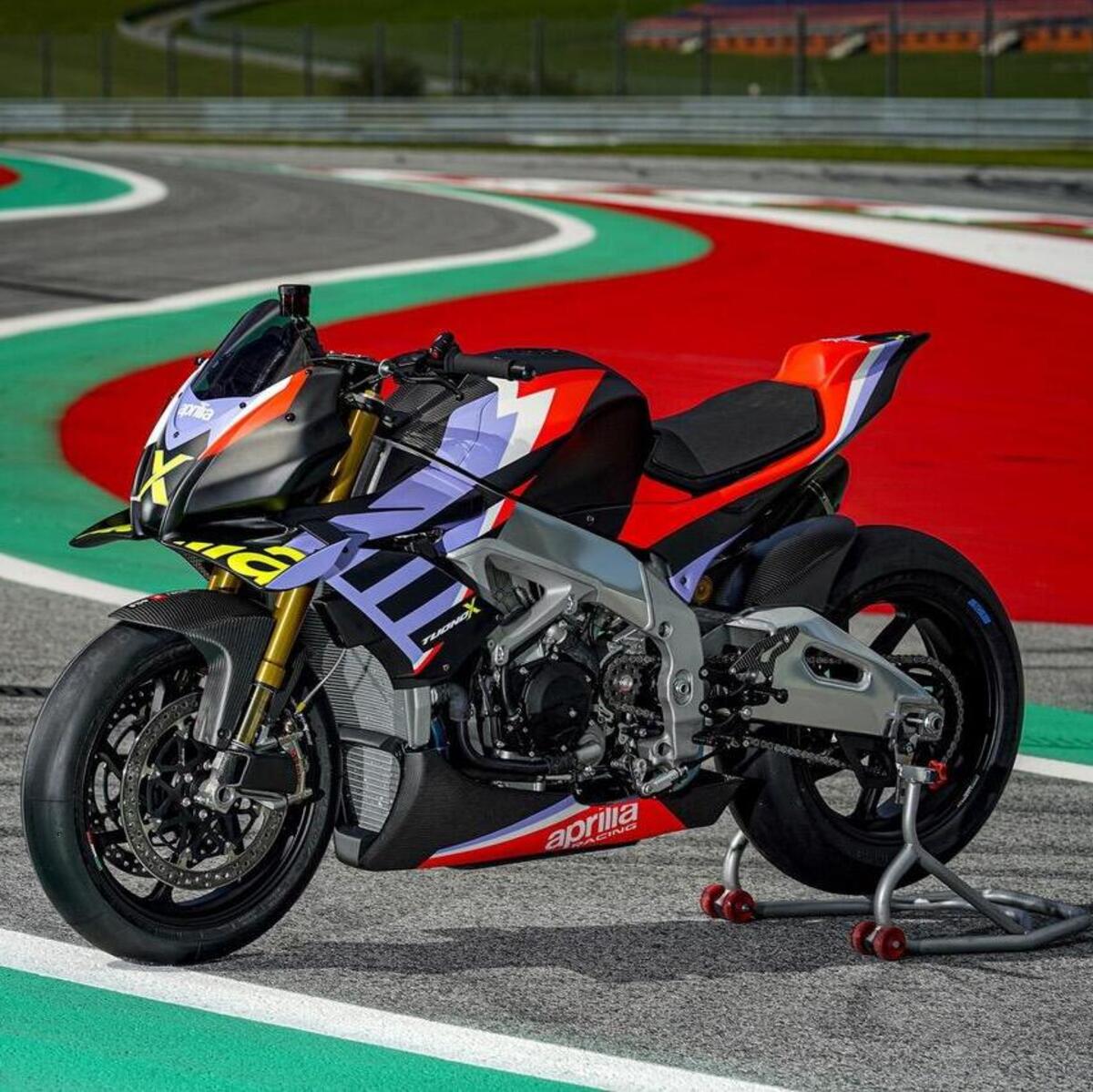 Aprilia Tuono V4 X (2020)