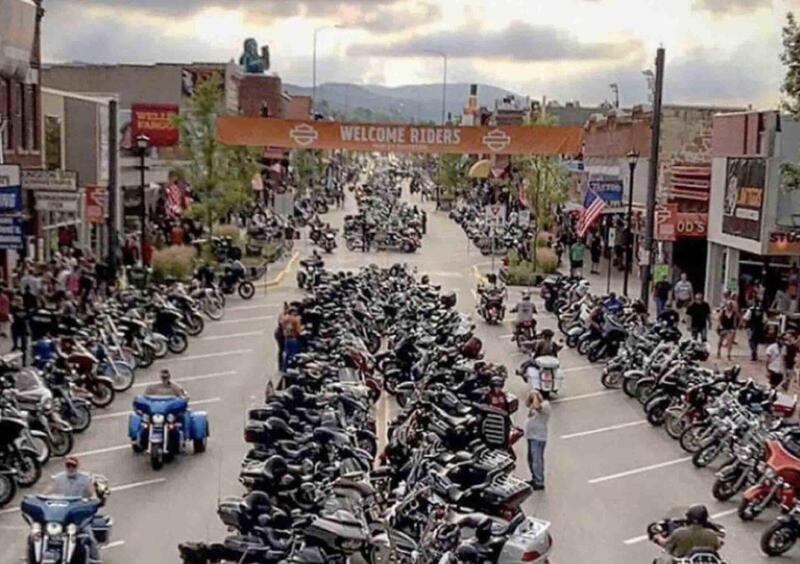 Covid-19: centinaia di contagiati dopo lo Sturgis Motorcycle Rally 2020