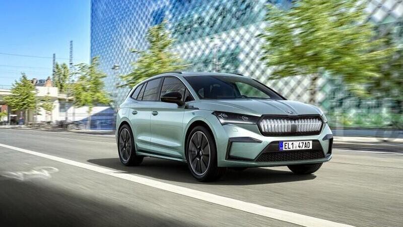 Arriva la nuova auto elettrica Skoda ed &egrave; un SUV sotto i 50K: Enyaq iV [Foto gallery e video]