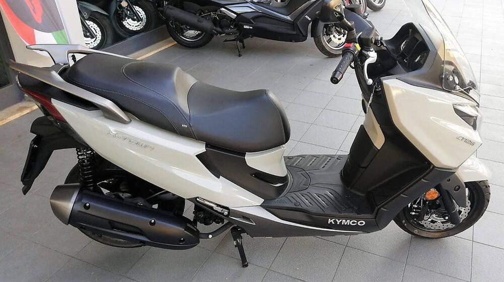 Kymco X-Town 125i CBS (2016 - 20) (3)