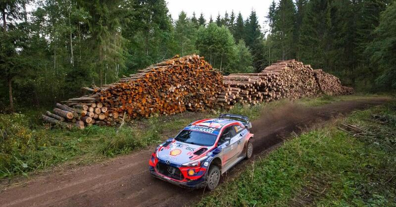 WRC 2020. Rally Estonia. In testa Tanak e Breen, Hyundai