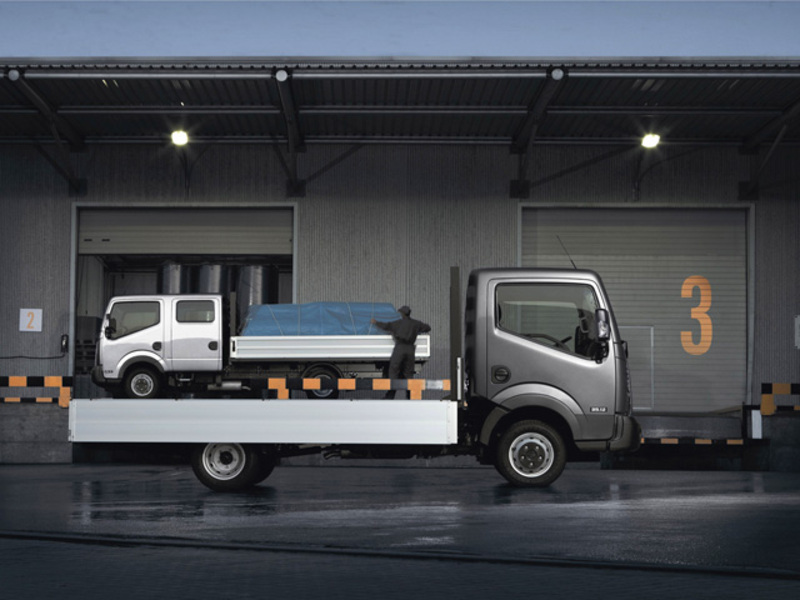 Nissan NT400 Cabstar 32.12 2.5 dCi 122 CV PM Cabinato