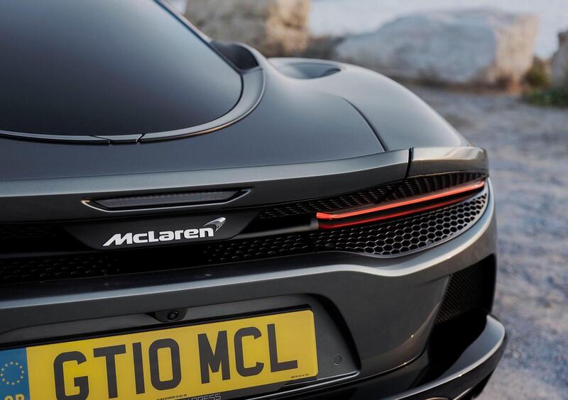 McLaren GT (2019-23) (25)