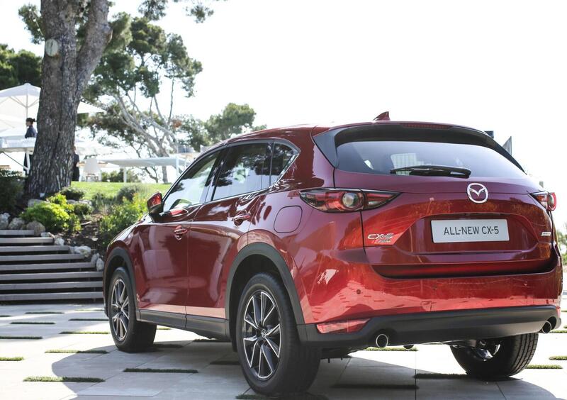 Mazda CX-5 (2017-->>) (27)