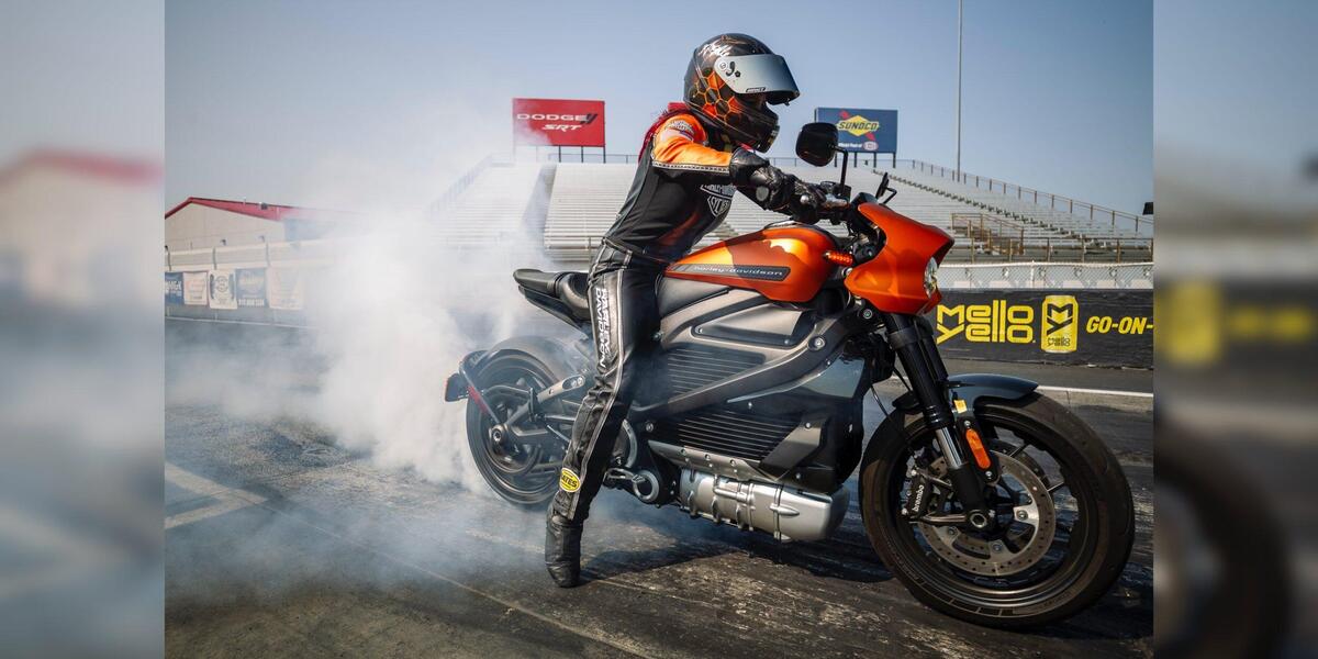 Harley-Davidson LiveWire batte il record di velocità [VIDEO